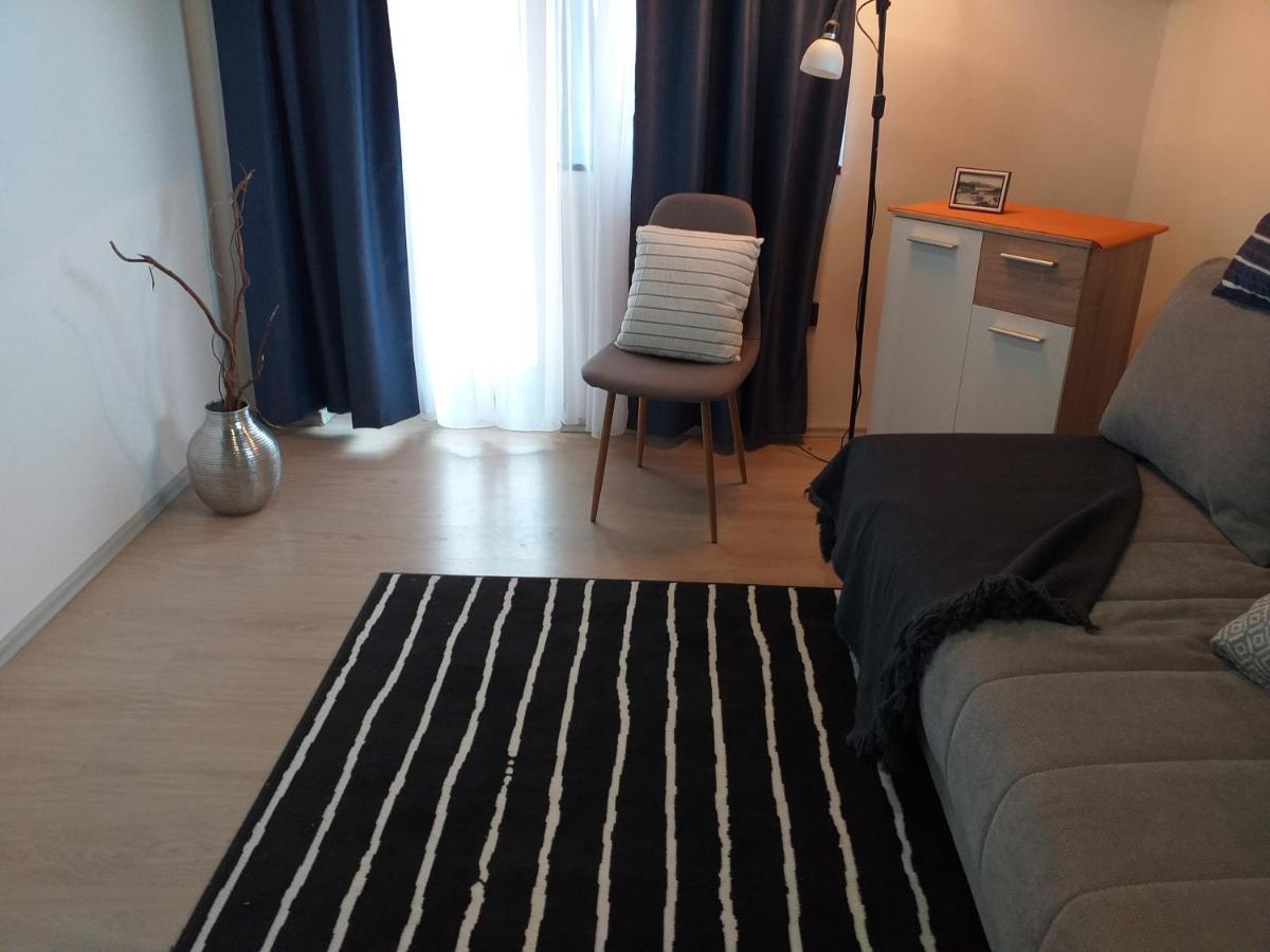 Art Inn Apartmanhaz Balaton-Gyenesdiás Exteriör bild