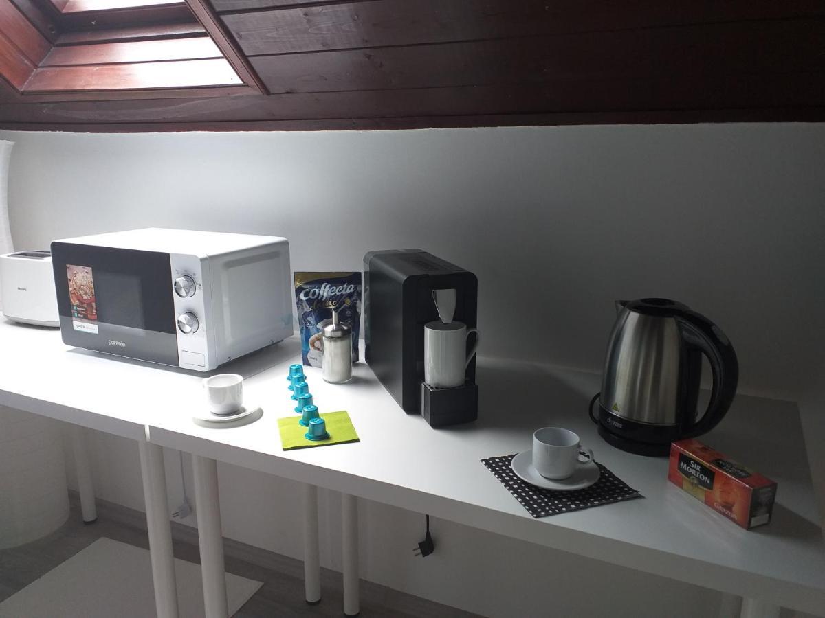 Art Inn Apartmanhaz Balaton-Gyenesdiás Exteriör bild