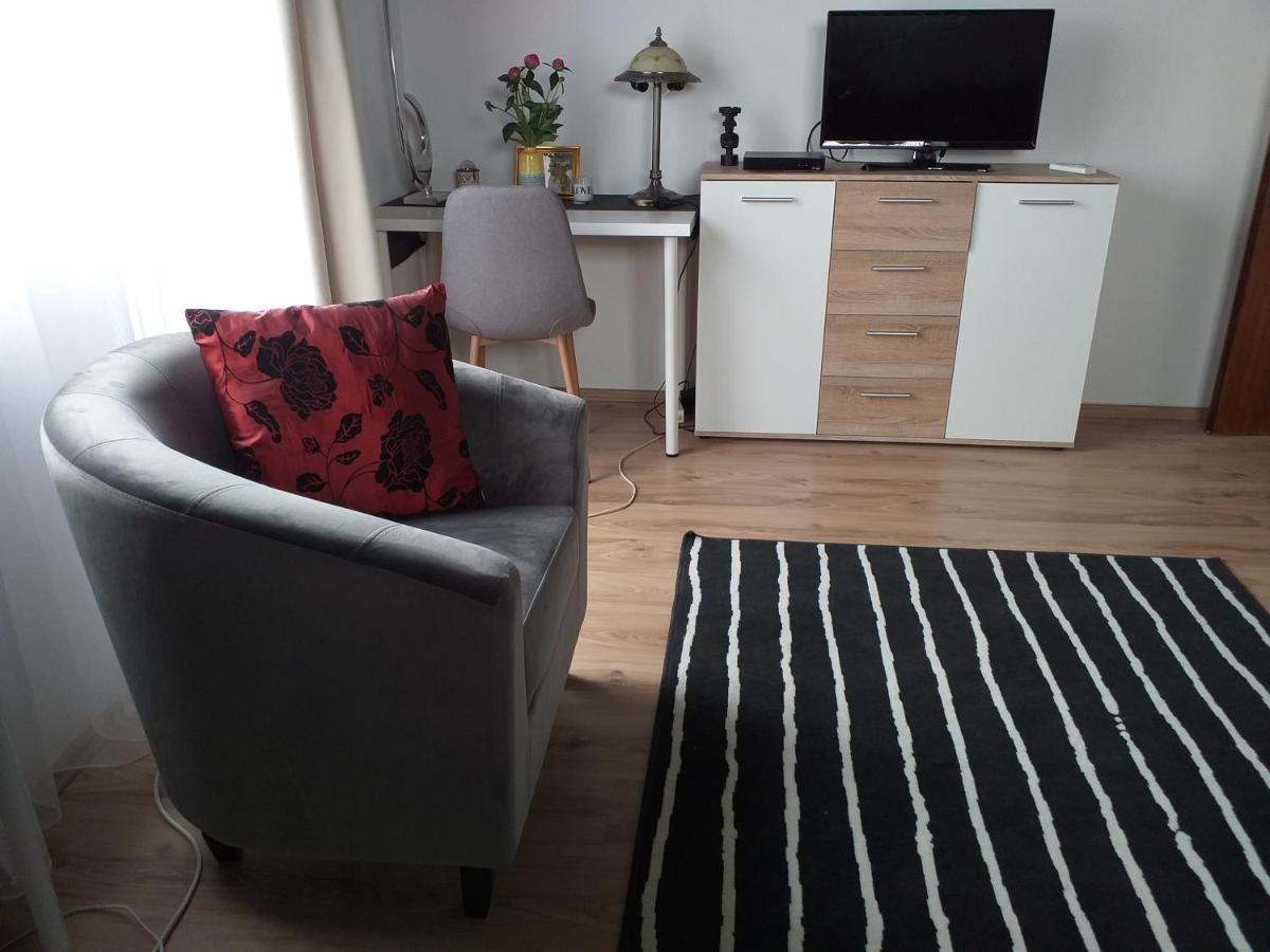 Art Inn Apartmanhaz Balaton-Gyenesdiás Exteriör bild