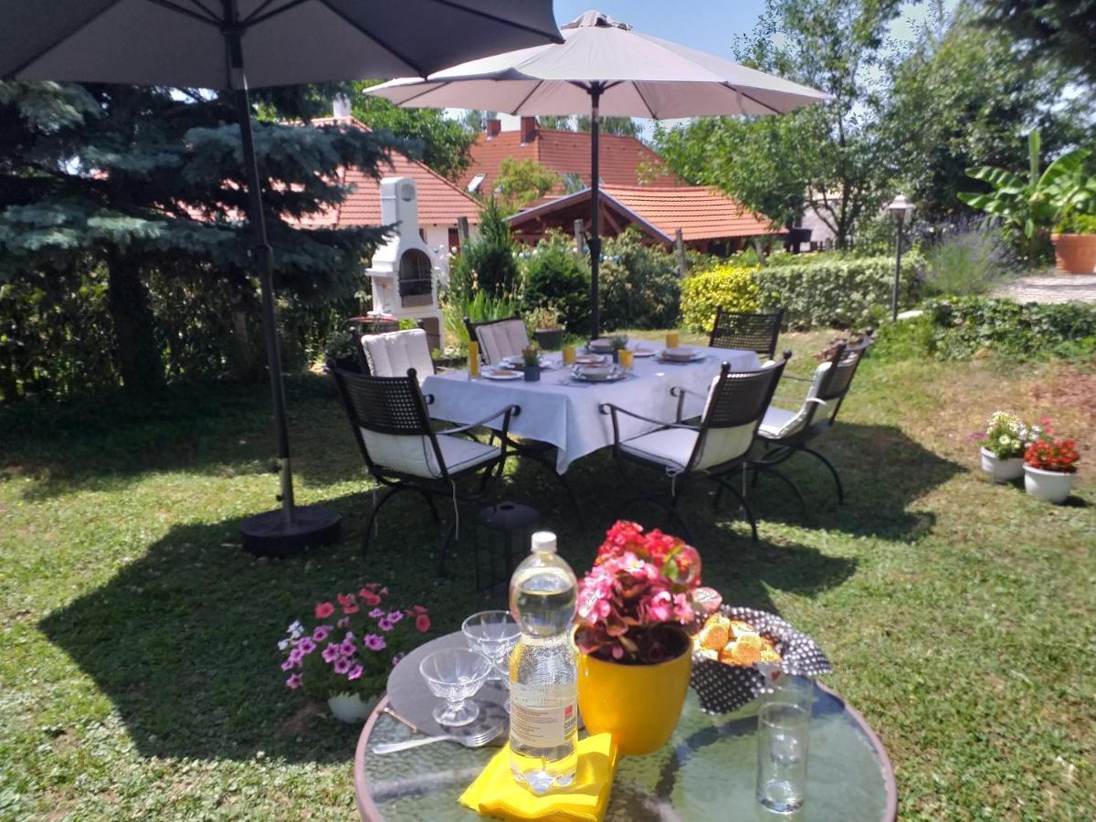 Art Inn Apartmanhaz Balaton-Gyenesdiás Exteriör bild