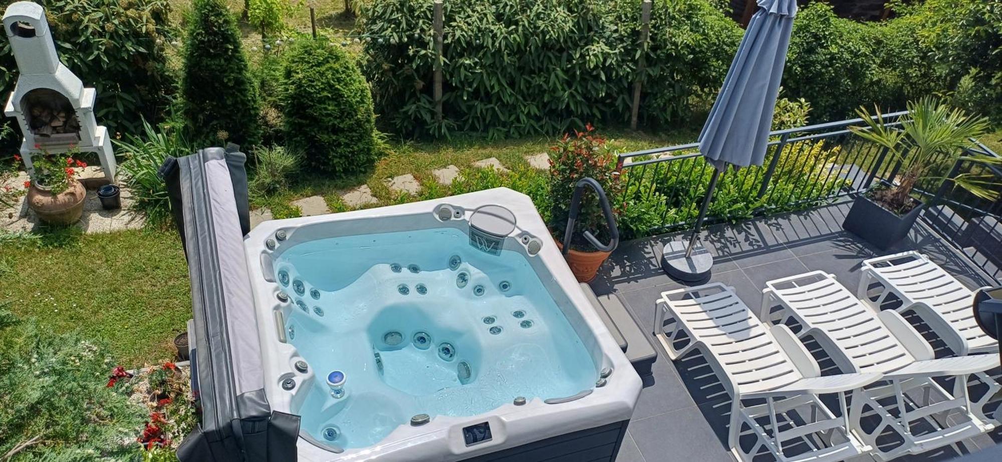 Art Inn Apartmanhaz Balaton-Gyenesdiás Exteriör bild